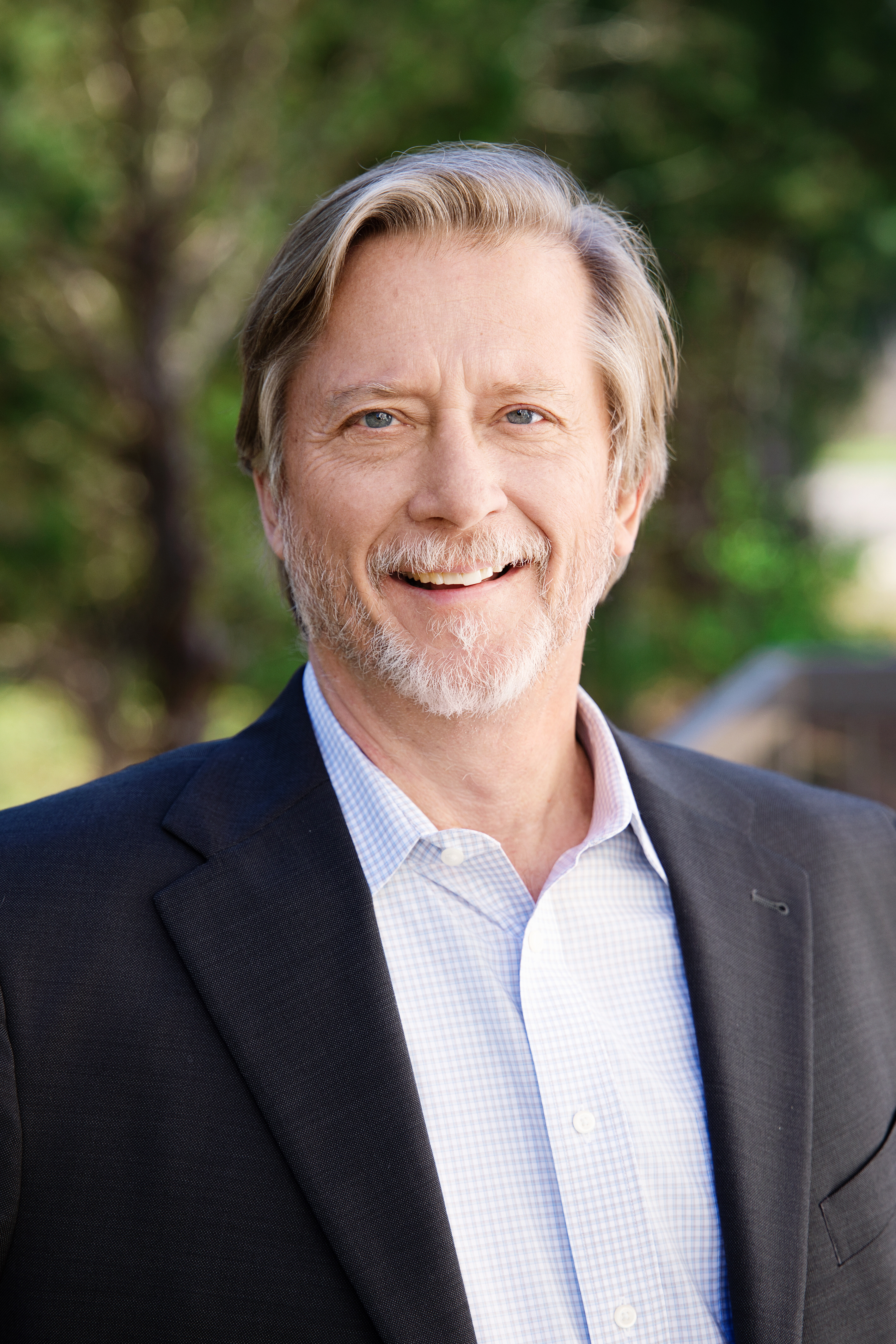 Doug Shumate-Pivotal Office Headshots Auburn AL LBeesleyPhoto