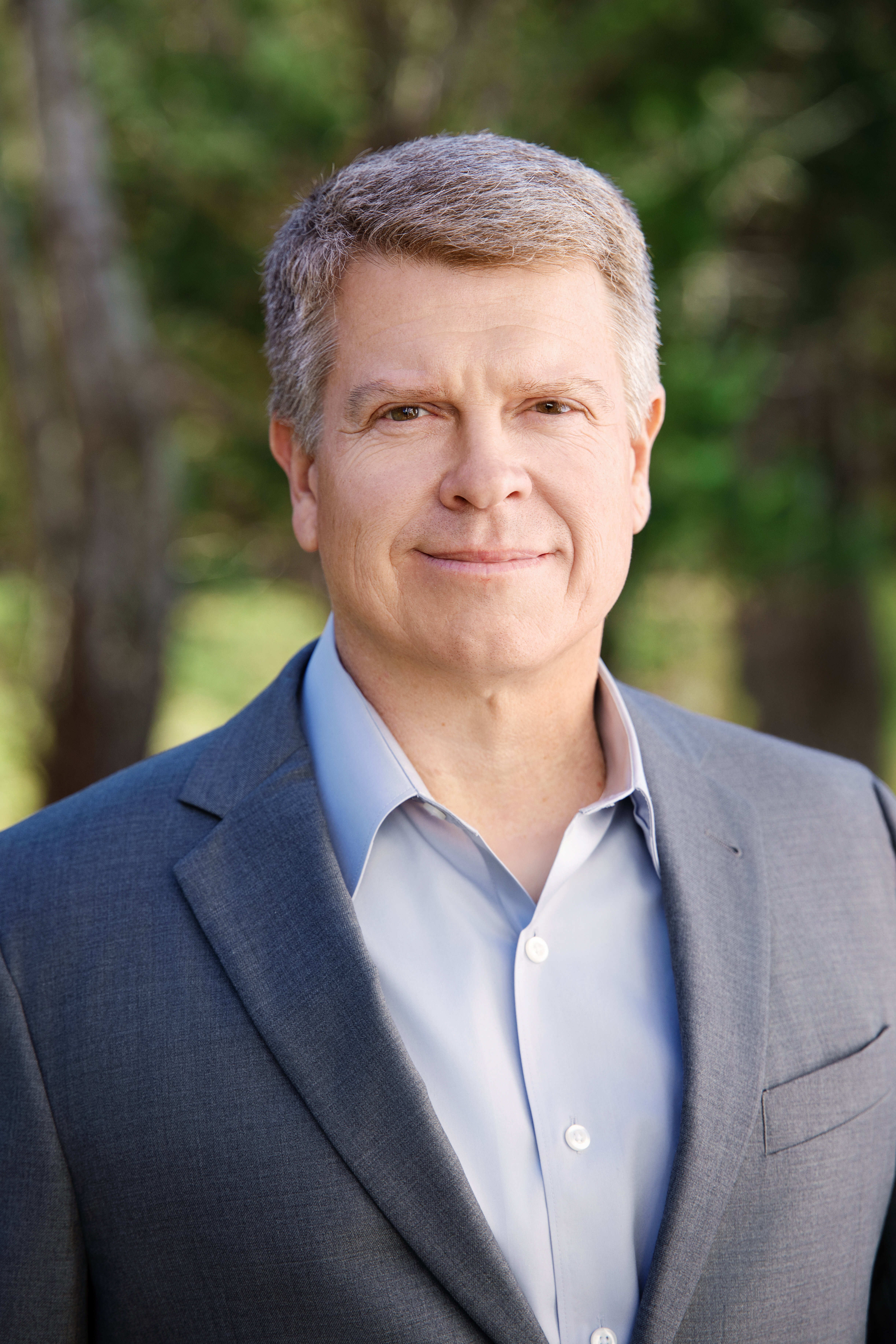 Trace Ward -Pivotal Office Headshots Auburn AL LBeesleyPhoto